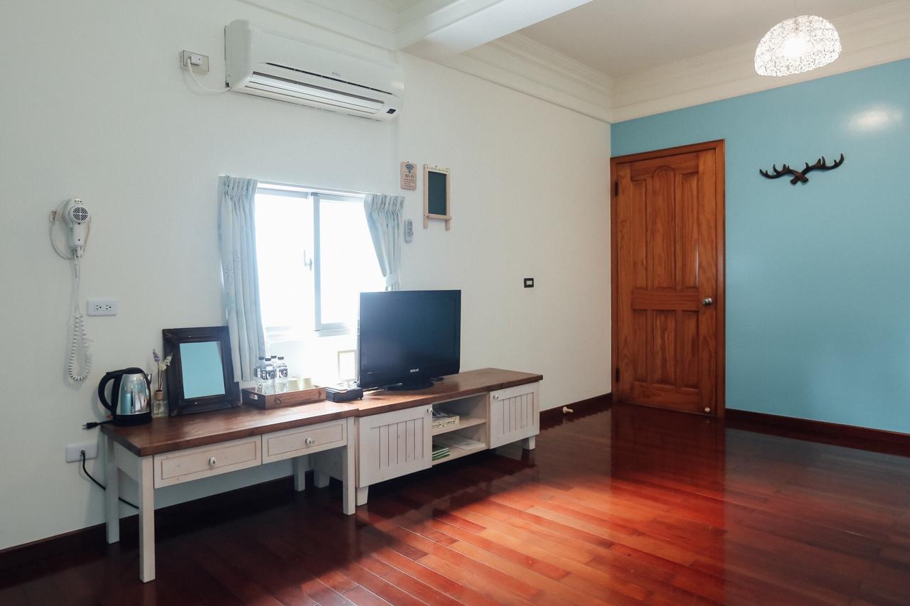 Jia Lin Homestay Donggang Exterior photo